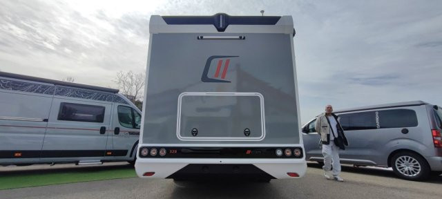 Challenger 328 Etape Edition 