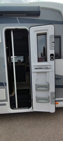 Challenger 328 Etape Edition 