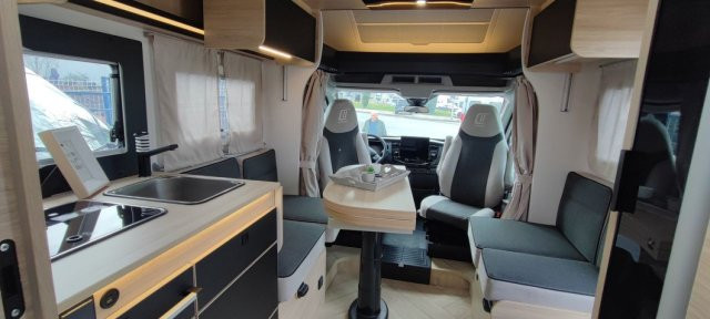Challenger 328 Etape Edition 