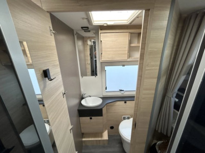 Challenger 380 Start Edition - Photo 23