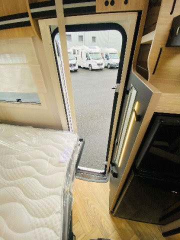 Challenger 384 Etape Edition - Photo 20