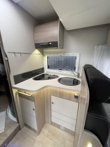 Challenger 398 XLB - Photo 8