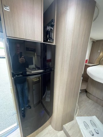 Challenger 398 XLB - Photo 9
