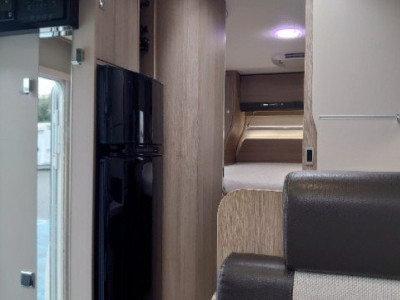 Challenger 398 XLB - Photo 9
