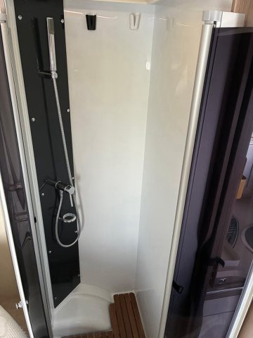 Challenger Genesis 288 EB - Photo 11