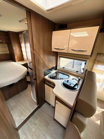 Challenger Genesis 288 EB - Photo 5