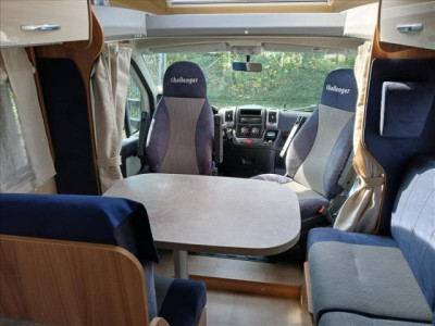 Challenger Genesis 295 - Photo 7