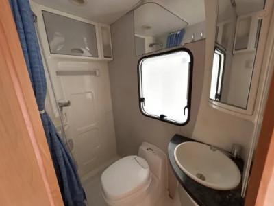 Challenger Genesis 38 - Photo 10