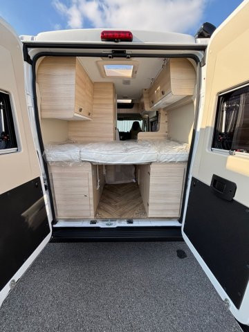 Chausson V594S First Line - 59.550 € - #28