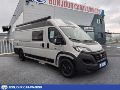 Chausson V690