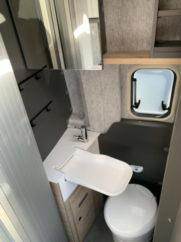 Dethleffs Globetrail 600 DR Performance - Photo 3