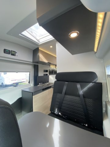 Dreamer D51 170cv boite auto - Photo 18