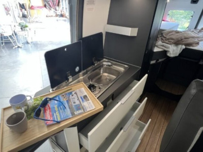 Elios Van 63 LB skyline - Photo 8