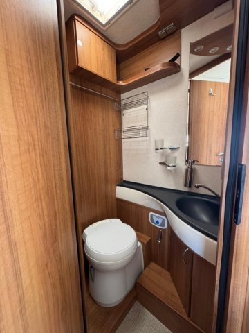 Eura Mobil Camping-car - Photo 8