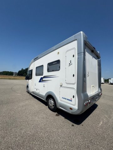 Eura Mobil Terrestra Ti 560 - Photo 4