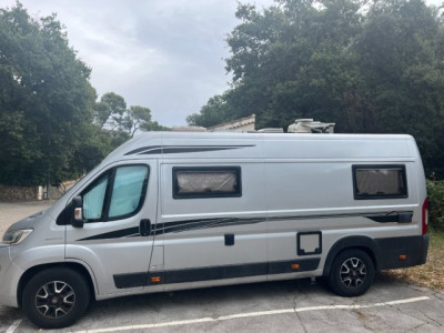 Font Vendome Duo Van Occasion