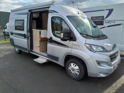 Font Vendome Leader Camp Occasion