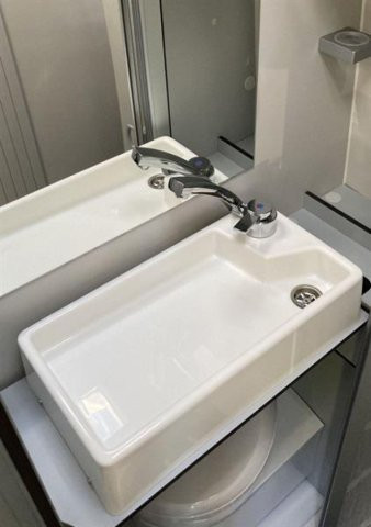 Font Vendome Leader Van Duo BOITE AUTO - Photo 10