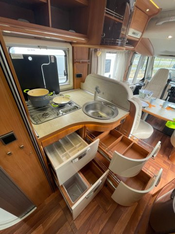 Hymer B 678 - Photo 8