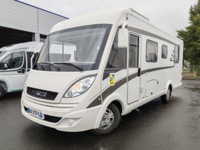 Hymer B 698