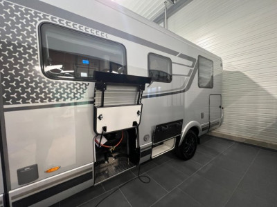 Hymer Classe-B ModernComfort I 690 BLACKLINE - 157.730 € - #2