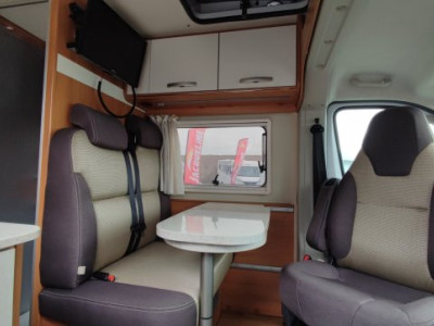 Hymer Camper Vans / Hymercar Ayers Rock - Photo 6