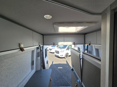 Hymer Camper Vans / Hymercar Ayers Rock - Photo 7