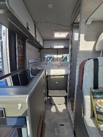 Hymer Camper Vans / Hymercar Ayers Rock - Photo 9