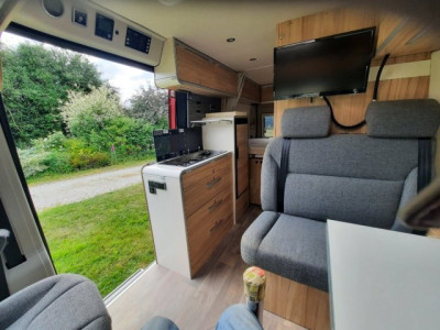 Hymer Camper Vans / Hymercar Grand Canyon - Photo 5