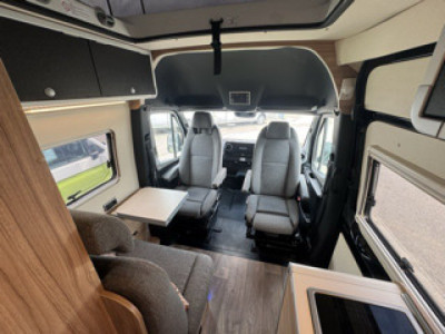 Hymer Camper Vans / Hymercar Grand Canyon S Crossover - Photo 2