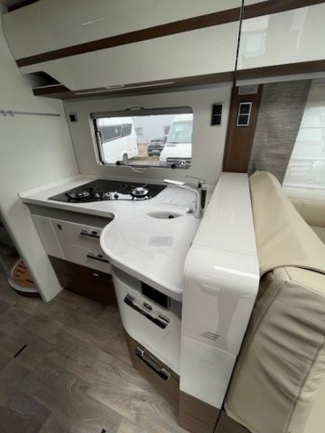 Hymer Classe-B MasterLine I 880 BMLI - Photo 12