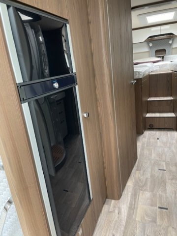 Hymer Classe-B MasterLine I 880 BMLI - Photo 16