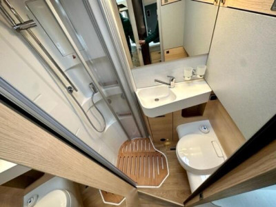 Hymer Classe-B ModernComfort I 580 bmc-i 2024 - 136.875 € - #8