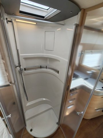 Hymer Classe-B ModernComfort I 690 - 113.700 € - #9