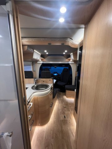 Hymer Classe-B ModernComfort T 680 - 141.730 € - #29