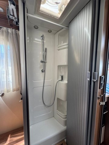 Hymer Exis-i 598 Fiat 2.3 150 CV - Photo 6