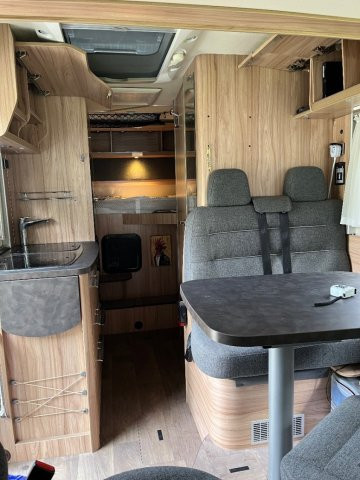 Hymer Exsis-I 504 - Photo 2