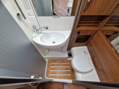 Hymer Exsis-I 578 Experience - Photo 6