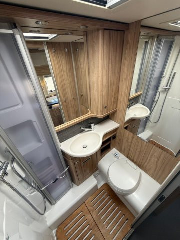 Hymer Exsis-I 588 - Photo 19