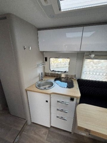 Hymer Tramp S 685 - Photo 8
