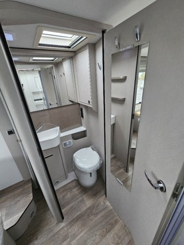 Hymer Tramp S 695 - Photo 9