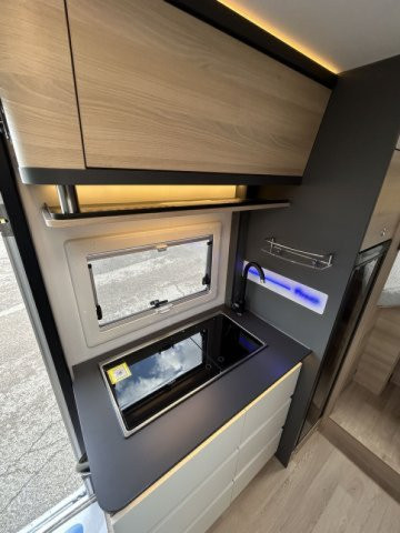 Itineo CJ 660 boite auto - Photo 12