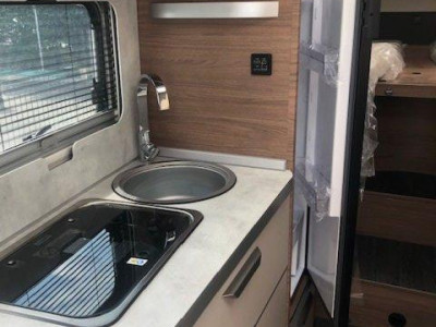 Knaus Van Ti 640 MEG Platinum - Photo 4