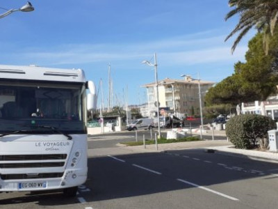 Le Voyageur Liner RMB 924 QD CAR - Photo 2