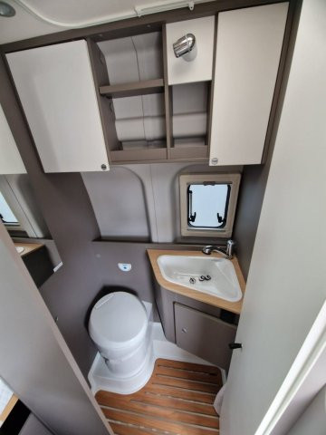 LMC Innovan 590 - Photo 9