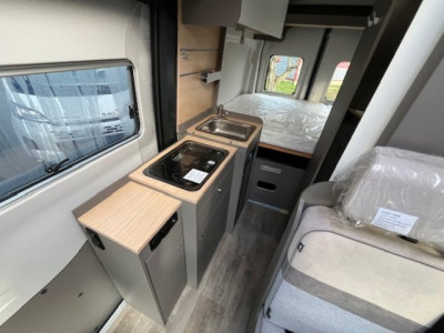 LMC Innovan 590 New Edition BOITE AUTOMATIQUE - Photo 6