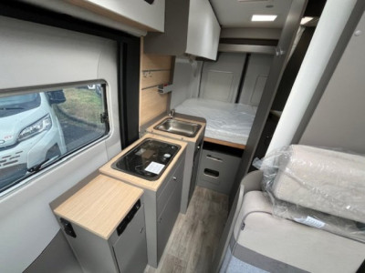 LMC Innovan 590 New Edition BOITE AUTOMATIQUE - Photo 4