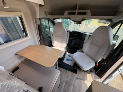 LMC Innovan 592 - Photo 2