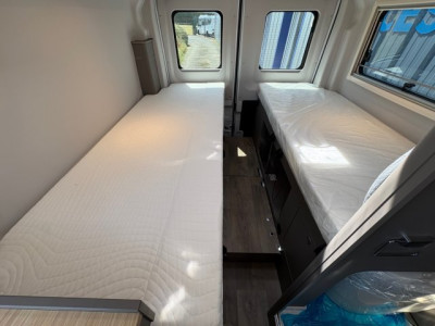 LMC Innovan 592 - Photo 5