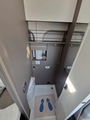LMC Innovan 592 - Photo 7